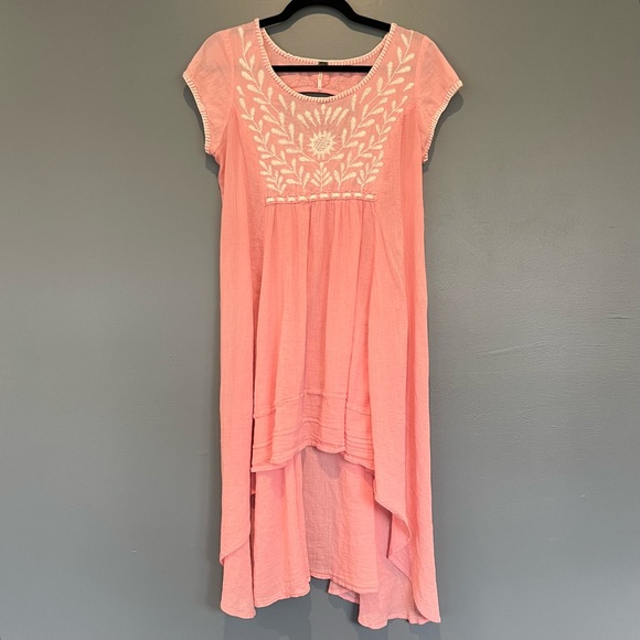 NWOT Free People India Gauze Embroidered Dress Pit to Pit: 23”. - Picture 3 of 8